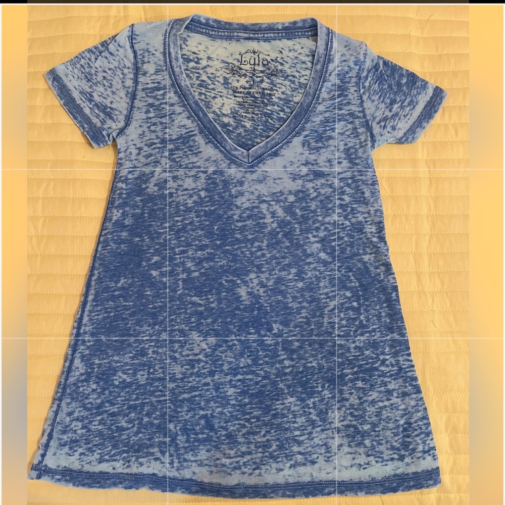 Lyla Ladies V-Neck Tee